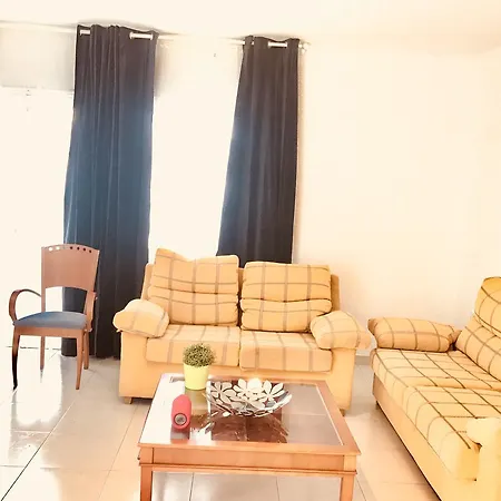 Διαμέρισμα Le Family Palms Apartament *