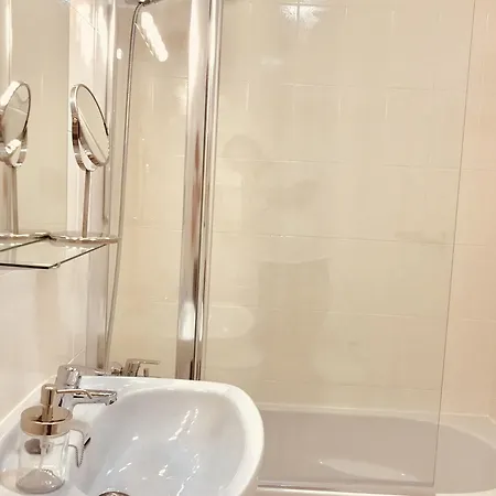 Διαμέρισμα Le Family Palms Apartament *